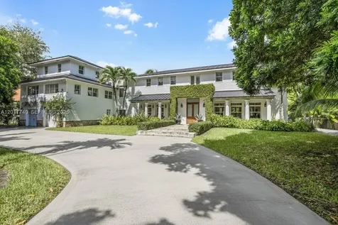 6845 SW 98th Street Pinecrest FL 33156