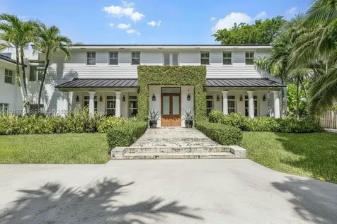 6845 SW 98th Street Pinecrest FL 33156