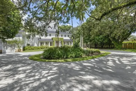 6845 SW 98th Street Pinecrest FL 33156