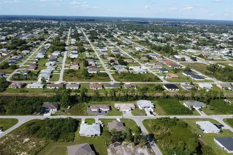 4501/4503 SW 15th Street Lehigh Acres FL 33973
