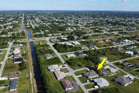 4501/4503 SW 15th Street Lehigh Acres FL 33973