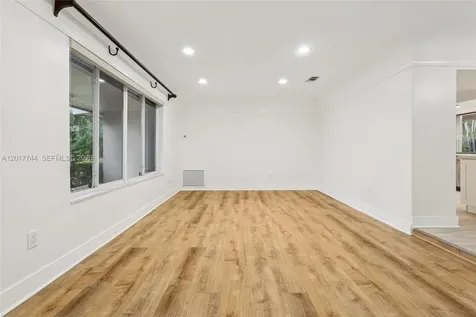 3842 Jasmine Avenue Miramar FL 33023