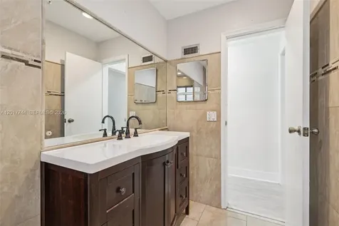 3842 Jasmine Avenue Miramar FL 33023