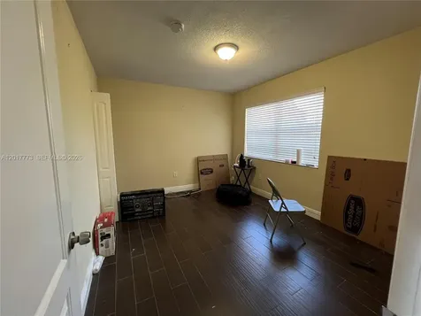 7106 NW 169th Street Hialeah FL 33015