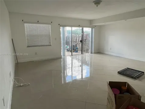 7106 NW 169th Street Hialeah FL 33015