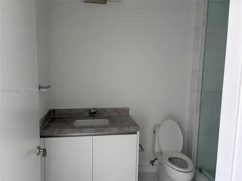 175 SE 25 Miami FL 33129
