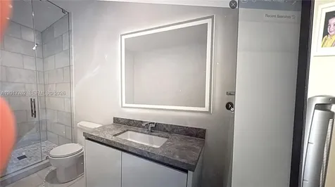 175 SE 25 Miami FL 33129