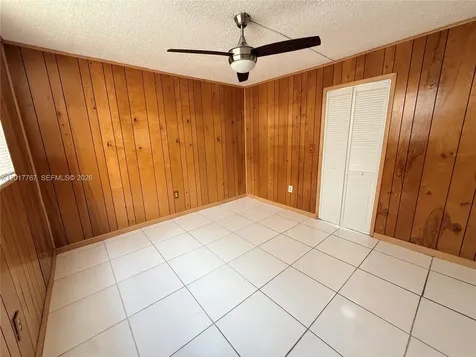 1820 SW 81st Avenue North Lauderdale FL 33068