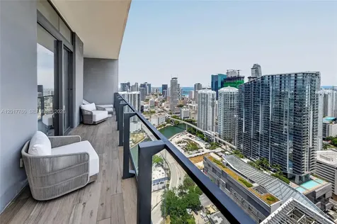 88 SW 7th Street Miami FL 33130