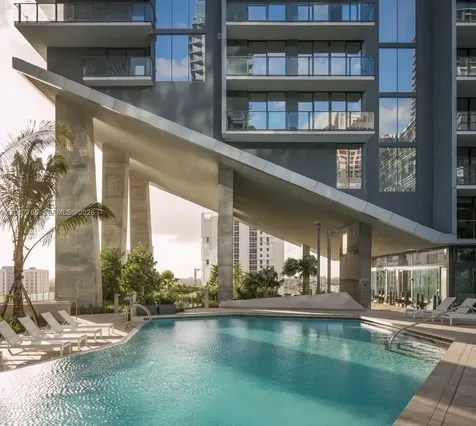 88 SW 7th Street Miami FL 33130
