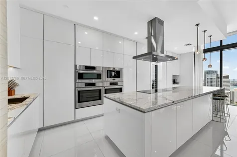 88 SW 7th Street Miami FL 33130