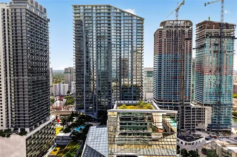 88 SW 7th Street Miami FL 33130