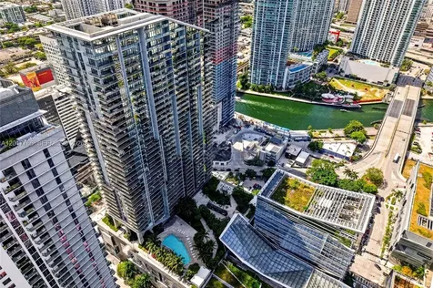 88 SW 7th Street Miami FL 33130