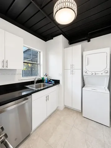 6603 SW 112th Place Miami FL 33173