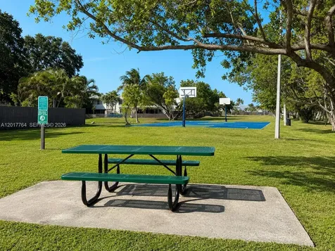 6603 SW 112th Place Miami FL 33173