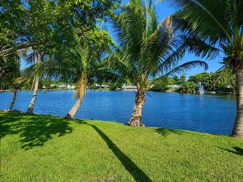 6603 SW 112th Place Miami FL 33173