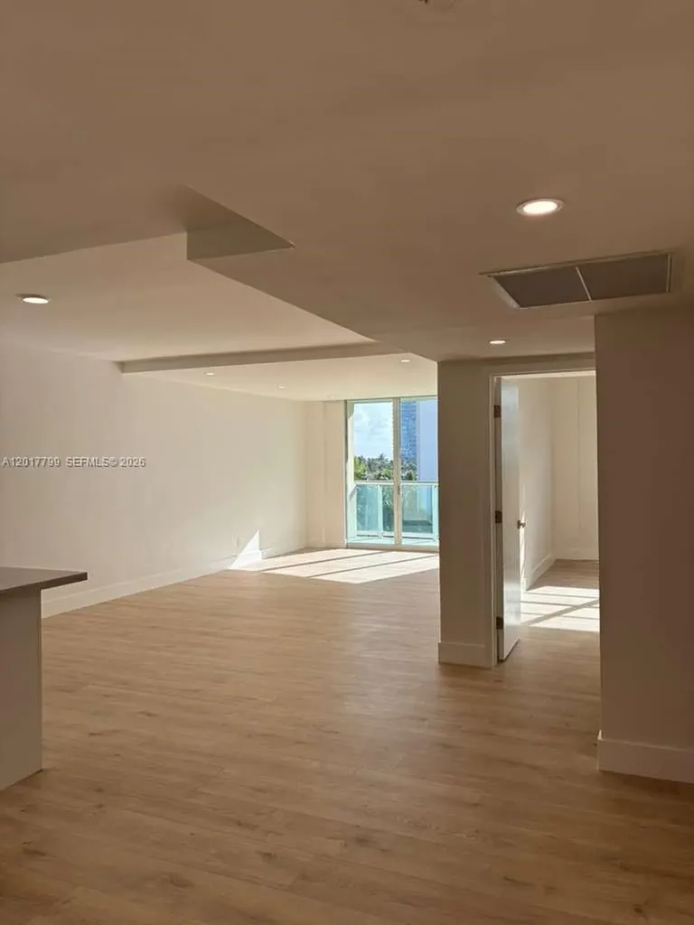 19390 Collins Avenue Sunny Isles Beach FL 33160