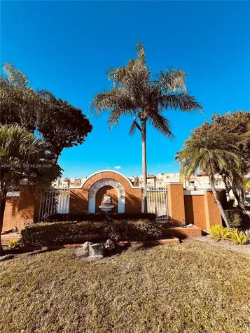 380 NW 85th Place Miami FL 33126
