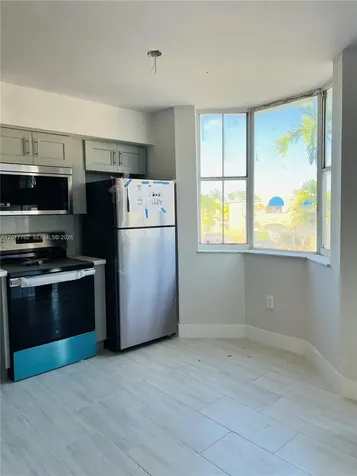 380 NW 85th Place Miami FL 33126