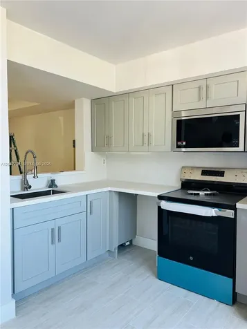 380 NW 85th Place Miami FL 33126