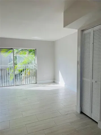 380 NW 85th Place Miami FL 33126