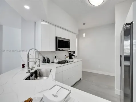 3245 NE 184th Street Aventura FL 33160