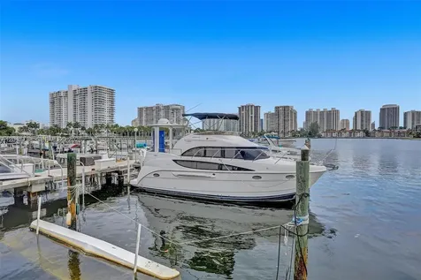 18041 Biscayne Boulevard Aventura FL 33160