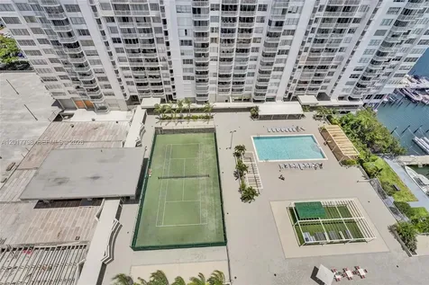 18041 Biscayne Boulevard Aventura FL 33160