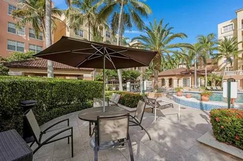 19601 E Country Club Drive Aventura FL 33180