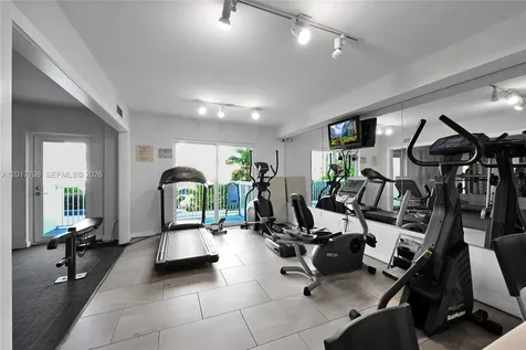 2740 SW 28th Terrace Miami FL 33133