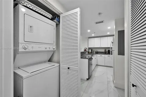 2740 SW 28th Terrace Miami FL 33133