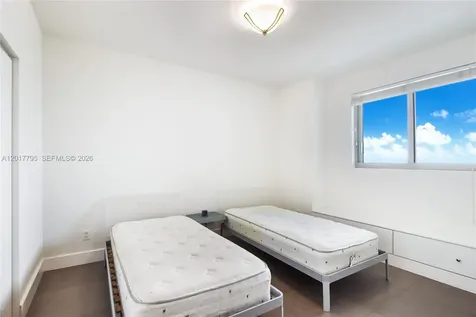 888 Biscayne Boulevard Miami FL 33132