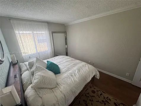 2660 NE 8th Avenue Wilton Manors FL 33334