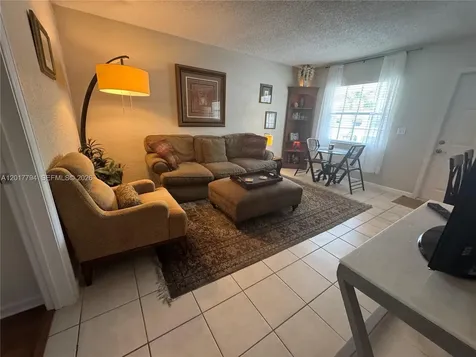 2660 NE 8th Avenue Wilton Manors FL 33334