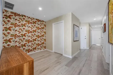 480 NE 31st Street Miami FL 33137