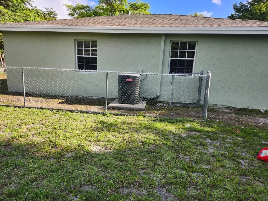 700 NW 19th Terrace Fort Lauderdale FL 33311