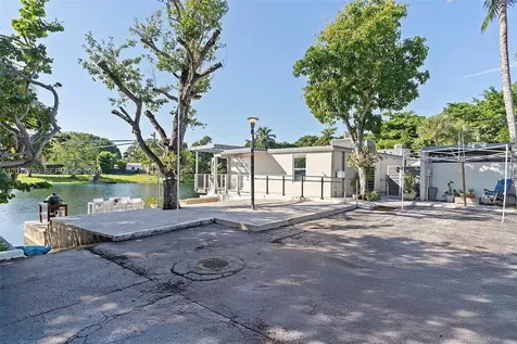 6616 E Miami Lakes Drive E Miami Lakes FL 33014