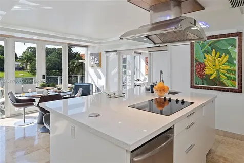 6616 E Miami Lakes Drive E Miami Lakes FL 33014