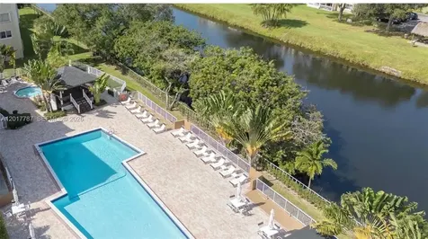 7725 SW 86th Street Miami FL 33143