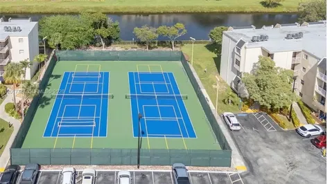 7725 SW 86th Street Miami FL 33143