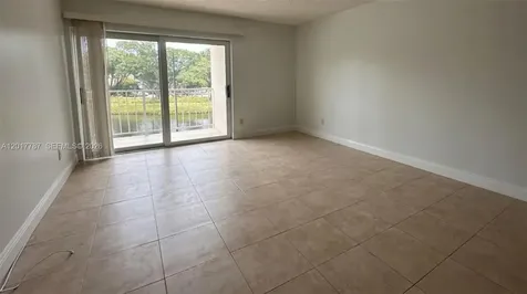 7725 SW 86th Street Miami FL 33143