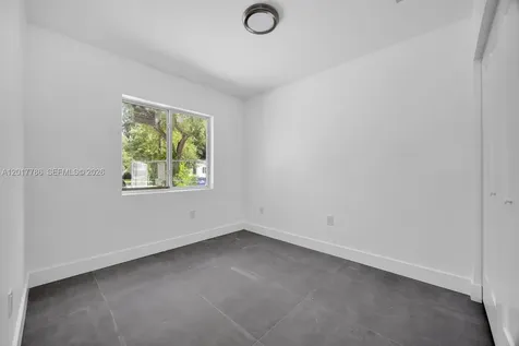 2778 NW 44th Street Miami FL 33142