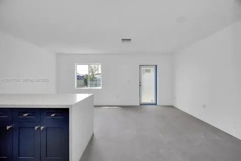 2778 NW 44th Street Miami FL 33142