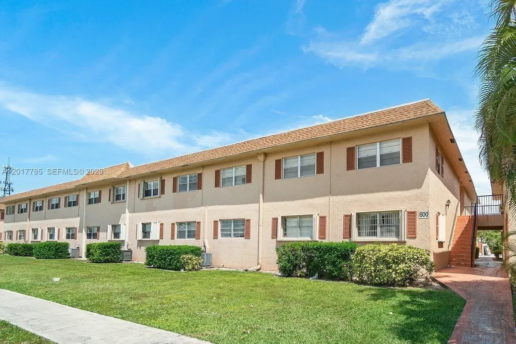 500 SW 2nd Avenue Boca Raton FL 33432