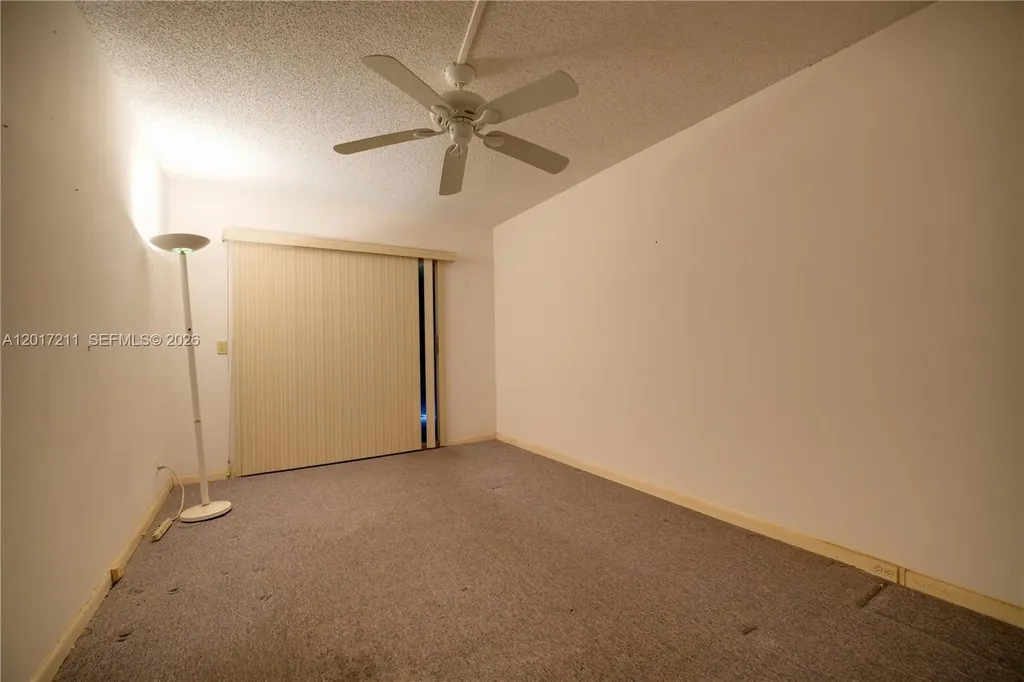4082 E Cornwall E Boca Raton FL 33434