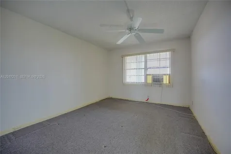 4082 E Cornwall E Boca Raton FL 33434