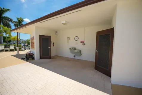 4082 E Cornwall E Boca Raton FL 33434