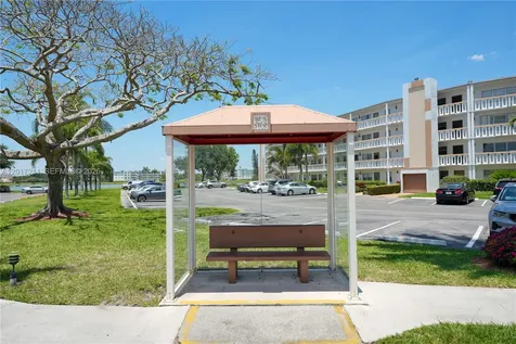 4082 E Cornwall E Boca Raton FL 33434