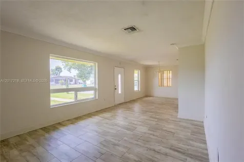 Miami Gardens FL 33055