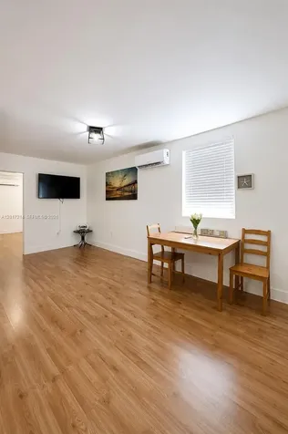 127 NW 47th Terrace Miami FL 33127